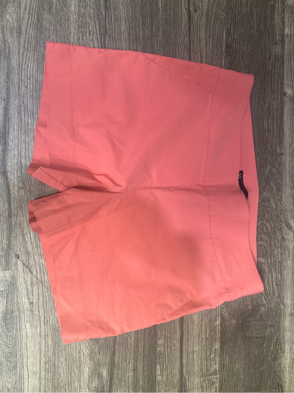 NY&C Coral Tailored Stretch Shorts Size M - Picture 2 of 7